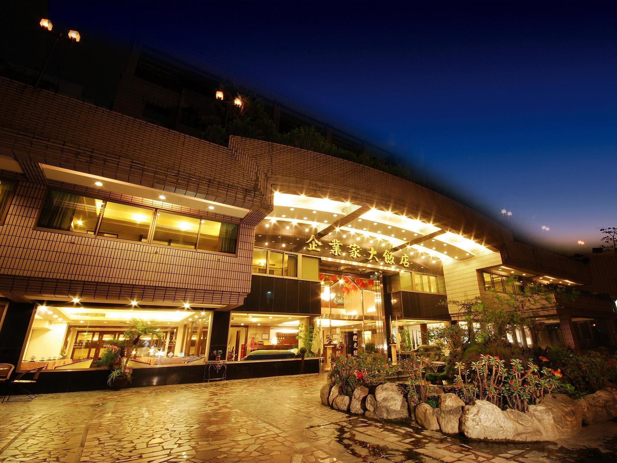 The Enterpriser Hotel Taichung Exteriör bild