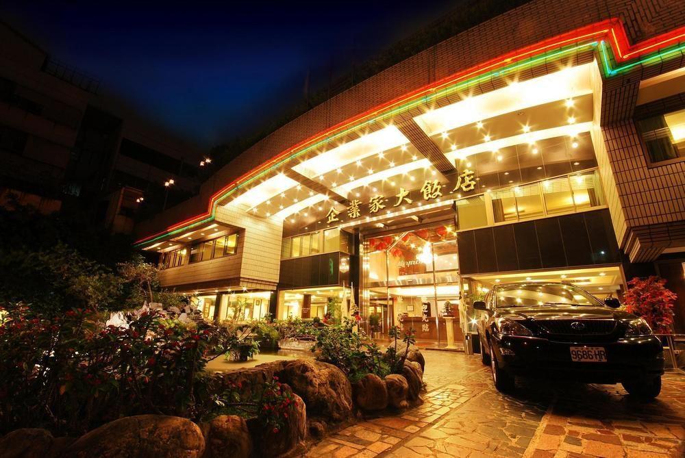 The Enterpriser Hotel Taichung Exteriör bild